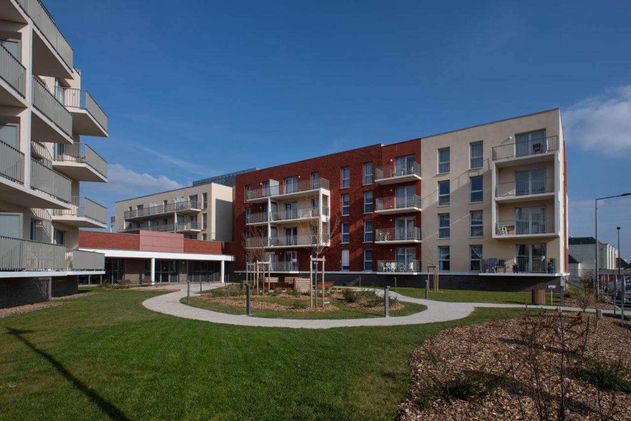 Domitys Les Cerneaux Hazebrouck Exterior foto
